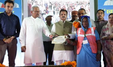 प्रधानमंत्री श्री मोदी ने स्वच्छता को संस्कार और संस्कृति बनाया - उप मुख्यमंत्री श्री शुक्ल