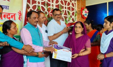 "आशा" शब्द ही उम्मीद और नारी सशक्तिकरण को बढ़ावा देता है - मंत्री श्री शुक्ला