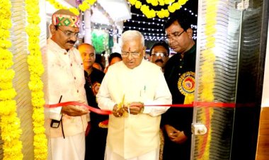 राज्यपाल श्री पटेल गुजराती समाज के गरबा महोत्सव में शामिल हुए