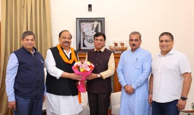 एमएसएमई मंत्री श्री काश्यप ने की केन्द्रीय खेल मंत्री मांडविया से भेंट