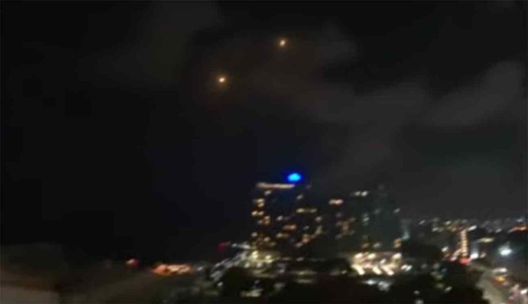 ईरान का इज़राइल पर बैलिस्टिक मिसाइलों से बड़ा हमला