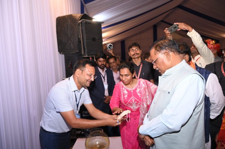 रायपुर : मुख्यमंत्री श्री विष्णु देव साय ने ई बाल तकनीक को सराहा