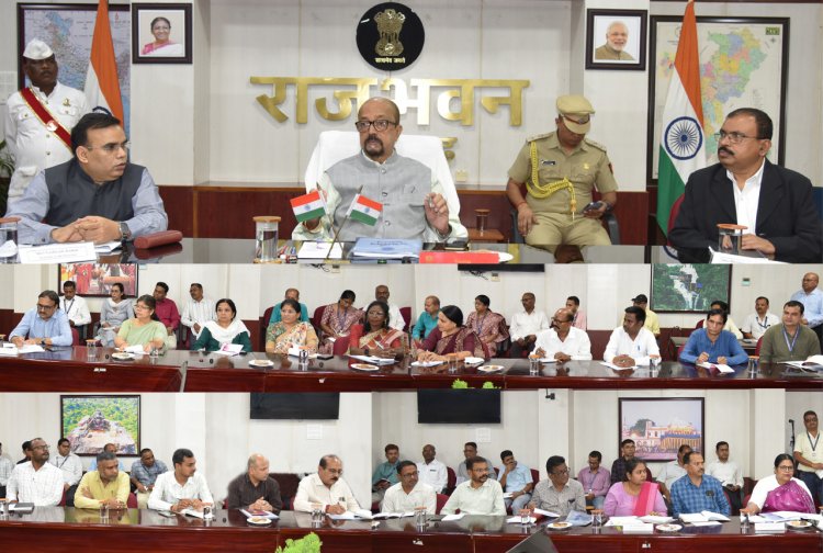 रायपुर : राष्ट्रपति श्रीमती द्रौपदी मुर्मु के प्र्रवास के संबंध में राज्यपाल श्री डेका ने तैयारियों की समीक्षा की