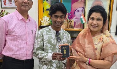 राज्यमंत्री श्रीमती गौर ने आवश्यक दस्तावेज सौप श्री सिद्धम को किया जापान रवाना