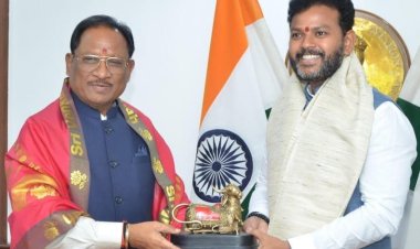 रायपुर : मुख्यमंत्री श्री विष्णुदेव साय ने केंद्रीय नागरिक उड्डयन मंत्री से की सौजन्य मुलाकात