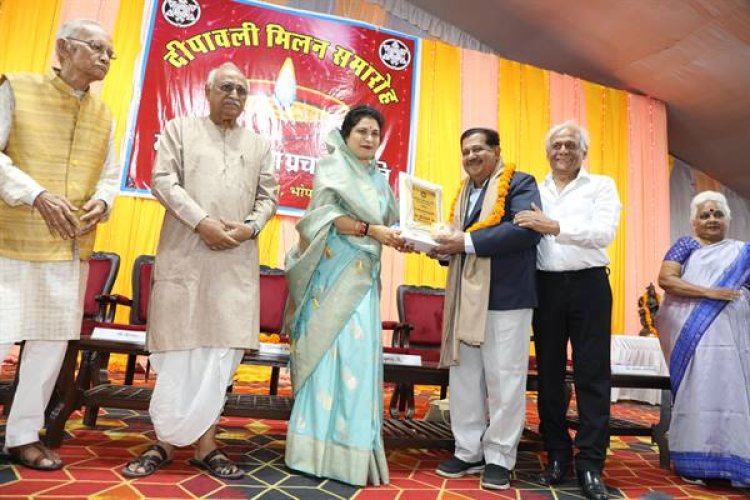 दीपावली पर्व का सांस्कृतिक के साथ आर्थिक महत्व भी है