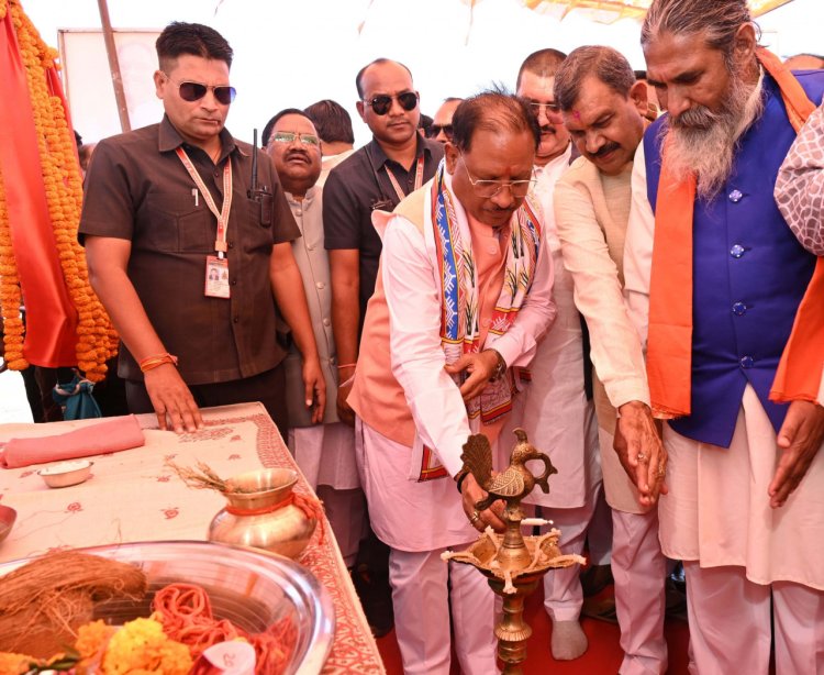 रायपुर : मुख्यमंत्री श्री विष्णु देव साय ने प्रदेशव्यापी धान खरीदी महापर्व का किया शुभारंभ
