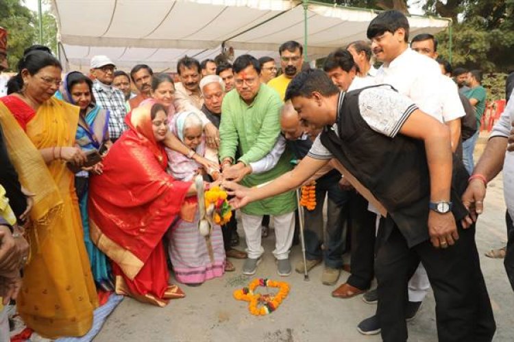 ऊर्जा मंत्री श्री तोमर ने ग्वालियर में लगभग 5 करोड़ रूपए के विकास कार्यों का किया भूमि-पूजन
