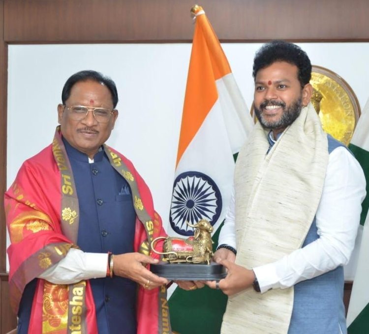 रायपुर : मुख्यमंत्री श्री विष्णुदेव साय ने केंद्रीय नागरिक उड्डयन मंत्री से की सौजन्य मुलाकात