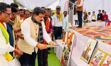 रायपुर : शहीद वीर नारायण सिंह का त्याग और बलिदान सदैव प्रेरित करता रहेगा : उप मुख्यमंत्री श्री विजय शर्मा