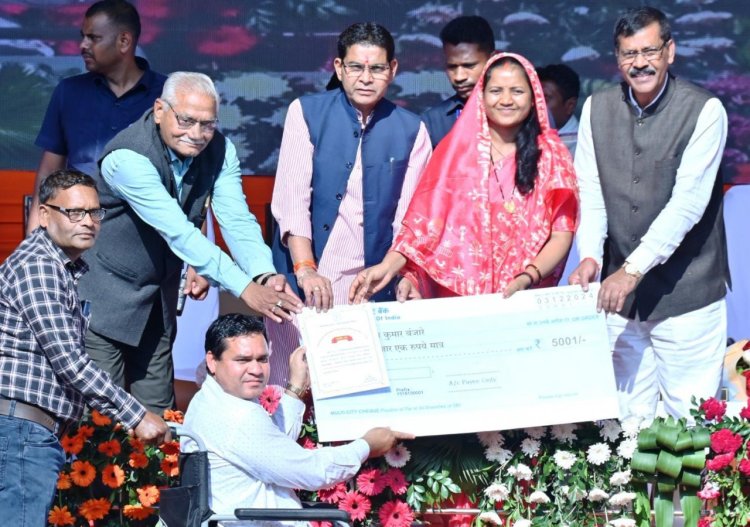 रायपुर : मुख्यमंत्री श्री साय के नेतृत्व में राज्य के दिव्यांगजनों के हितसंरक्षण के लिए अनेक योजनाएं हो रही संचालित : मंत्री श्रीमती लक्ष्मी राजवाड़े