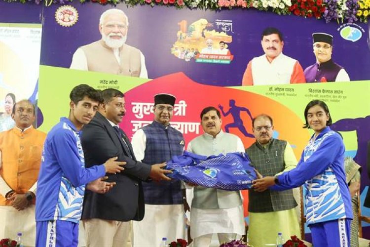 प्रधानमंत्री श्री मोदी से सीखा जा सकता है कठिनाइयों में सर्वोत्तम प्रदर्शन करना : मुख्यमंत्री डॉ. यादव