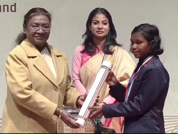 रायपुर : छत्तीसगढ़ के कोंडागांव की बिटिया राष्ट्रीय जूडो खिलाड़ी हेमबती नाग को मिला प्रधानमंत्री राष्ट्रीय बाल पुरस्कार