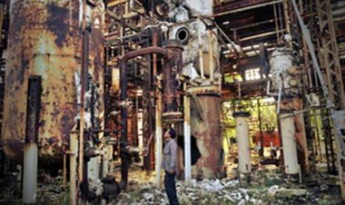 भोपाल गैस त्रासदी के 40 वर्ष बाद यूनियन कॉर्बाइड फैक्‍ट्री से 377 टन खतरनाक कचरे को हटाने का काम शुरू
