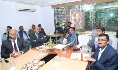 स्वस्थ किशोरी ही, आगे चलकर बनती है स्वस्थ माँ : उप मुख्यमन्त्री श्री शुक्ल