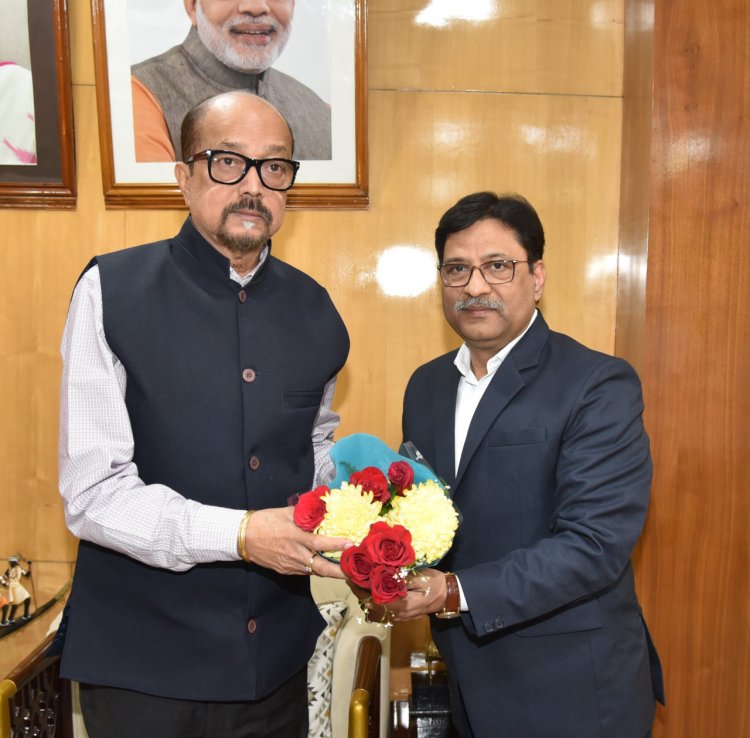 रायपुर : राज्यपाल श्री डेका को कुलपतियों ने दी नए वर्ष की शुभकामनाएं