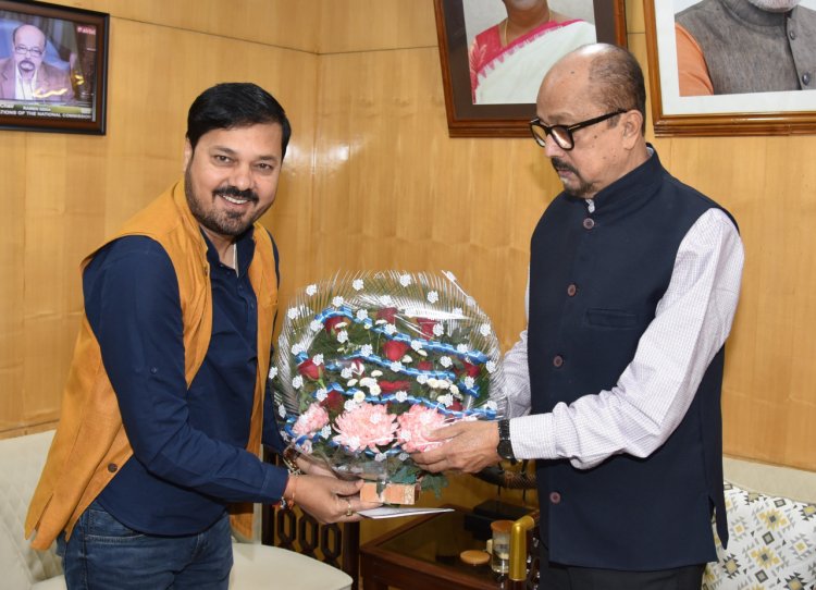 रायपुर : राज्यपाल श्री डेका से विधायकगणों ने सौजन्य भेंट की