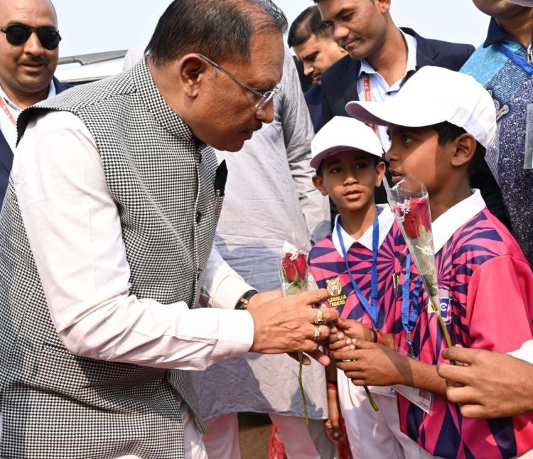 रायपुर : मुख्यमंत्री श्री विष्णु देव साय ने किया स्पोर्ट्स कॉम्प्लेक्स का शुभारंभ