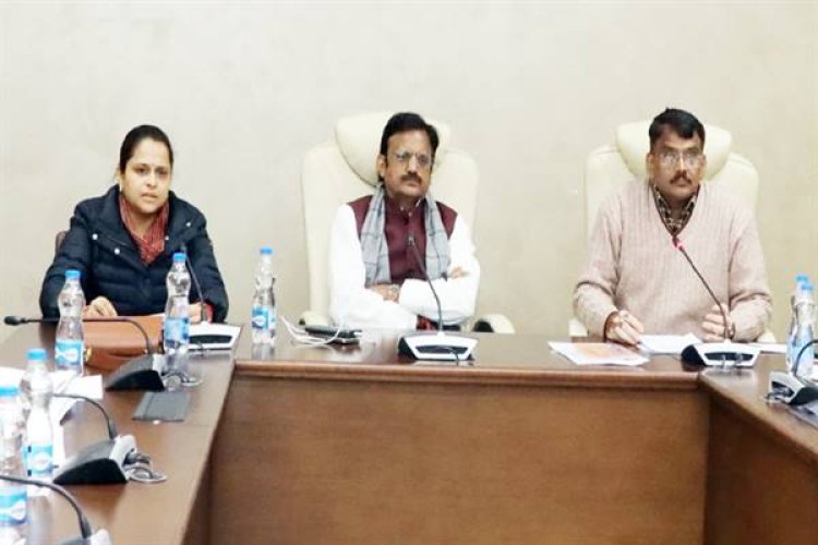 उप मुख्यमंत्री श्री शुक्ल की अध्यक्षता में राज्य एसिस्टेडेड रिप्रोडक्टिव टेक्नोलॉजी एवं सरोगसी बोर्ड की बैठक हुई