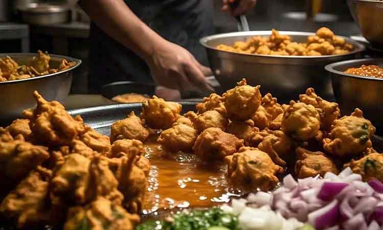 क्या पकौड़े तलने के बाद बचा हुआ तेल करना चाहिए इस्तेमाल? जान लीजिए कब बन जाता है जहर