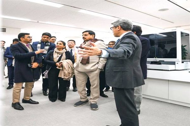 मुख्यमंत्री डॉ. यादव ने कोबे में सिस्मेक्स कारपोरेशन सॉल्यूशन सेंटर का किया दौरा