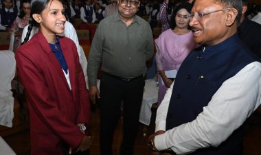 रायपुर : परीक्षा पे चर्चा : युवाओं और अभिभावकों को संबल देने वाली पहल – मुख्यमंत्री श्री विष्णु देव साय