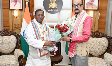 रायपुर : राज्यपाल श्री डेका ने असम के राज्यपाल श्री आचार्य से की भेंट