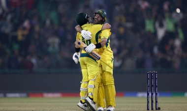 क्रिकेट: आईसीसी चैंपियंस ट्रॉफी में ऑस्ट्रेलिया ने इंग्लैंड को पांच विकेट से हराया