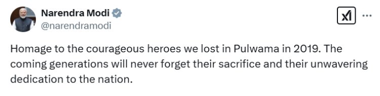 पुलवामा शहीदों को पीएम मोदी ने दी श्रद्धांजलि