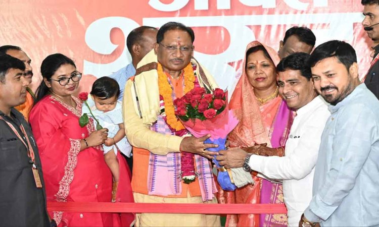 रायपुर : मुख्यमंत्री श्री विष्णु देव साय को मिली जन-जन की शुभकामनाएं, जन्मदिन पर मुख्यमंत्री निवास बना उल्लास का केंद्र