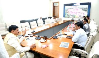 महाकाल लोक परिसर की तरह एकात्म धाम का करें विकास : मुख्यमंत्री डॉ. यादव