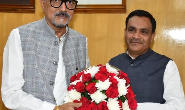 रायपुर : राज्यपाल श्री डेका से छत्तीसगढ़ वक्फ बोर्ड अध्यक्ष ने भेंट की