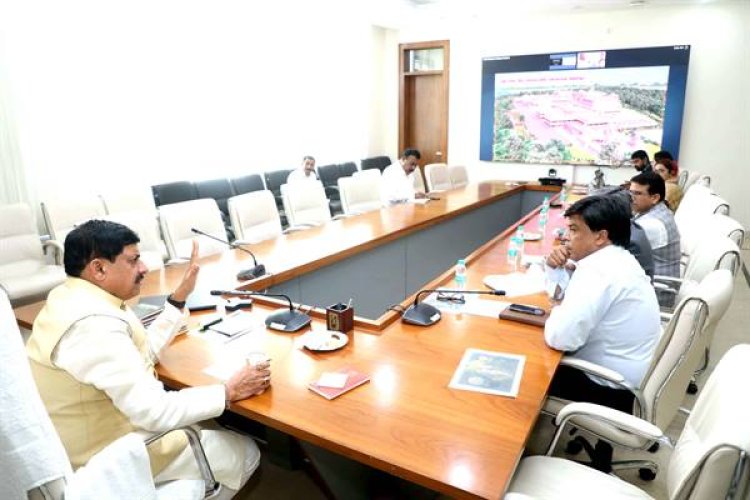 महाकाल लोक परिसर की तरह एकात्म धाम का करें विकास : मुख्यमंत्री डॉ. यादव