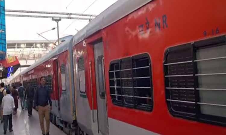 वेटिंग यात्रियों के लिए राहत: भोपाल मंडल से समर स्पेशल ट्रेनें