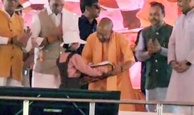 मुख्यमंत्री योगी आदित्यनाथ ने ‘स्कूल चलो अभियान’ और संचारी रोग नियंत्रण अभियान की  शुरुआत की