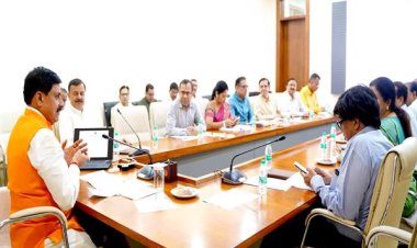 मुख्यमंत्री ने राष्ट्रीय शिक्षा नीति के संदर्भ में नवाचारों के लिए दी बधाई