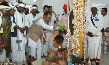 रायपुर : मुख्यमंत्री श्री विष्णुदेव साय कांकेर जिले के मरका पंडुम में हुए शामिल