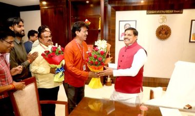 मुख्यमंत्री डॉ. यादव से मिले कर्मचारी संगठनों के प्रतिनिधि