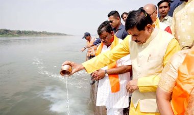 मुख्यमंत्री डॉ. यादव ने माण्डू का पुरातात्विक वैभव देखा