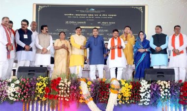 मुख्यमंत्री डॉ. यादव और केन्द्रीय मंत्री श्री गडकरी ने 5800 करोड़ रूपए लागत वाली 10 राष्ट्रीय राजमार्ग परियोजनाओं का किया लोकार्पण एवं भूमि-पूजन