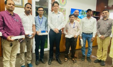 रायपुर : सरकारी स्वास्थ्य संस्थानों में नवजात शिशुओं का आधार कार्ड निर्माण