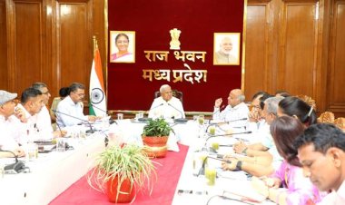 सिकल सेल औषधियां विशेष पिछड़ी जनजातीय क्षेत्रों की मोबाइल मेडिकल यूनिट में उपलब्ध हो : राज्यपाल श्री पटेल