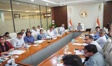 प्रधानमंत्री श्री मोदी के डिजिटल इंडिया के सपने को पूरा करने के लिए करें प्रयास : मुख्यमंत्री डॉ. यादव