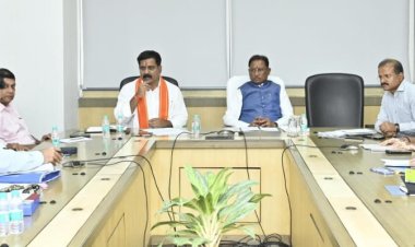 रायपुर : मुख्यमंत्री श्री विष्णु देव साय ने की नक्सल उन्मूलन अभियान की समीक्षा