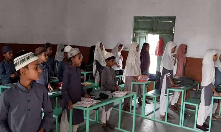 यूपी के मदरसों में NCERT सिलेबस