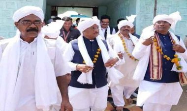 रायपुर : मुख्यमंत्री श्री विष्णुदेव साय ने मध्यप्रदेश के मंडला जिले में चौगान मढ़िया में पूजा-अर्चना की