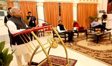 नागरिक देवों भव: के सिद्धांत पर अधिकारी करें कार्य: राज्यपाल श्री पटेल