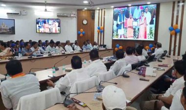 सीएम योगी  ने 487 करोड़ अभिभावकों के खाते में भेजे,66 अभ्युदय विघालयों का किया शिलान्यास