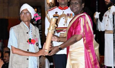 रायपुर : गढ़बेंगाल के श्री पंडीराम मंडावी को पद्मश्री सम्मान, मुख्यमंत्री श्री विष्णुदेव साय ने दी शुभकामनाएं