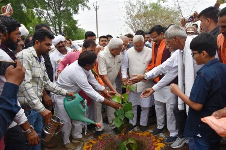 वनों को समाप्त करने का दुष्परिणाम है, जलवायु परिवर्तन : राज्यपाल श्री पटेल